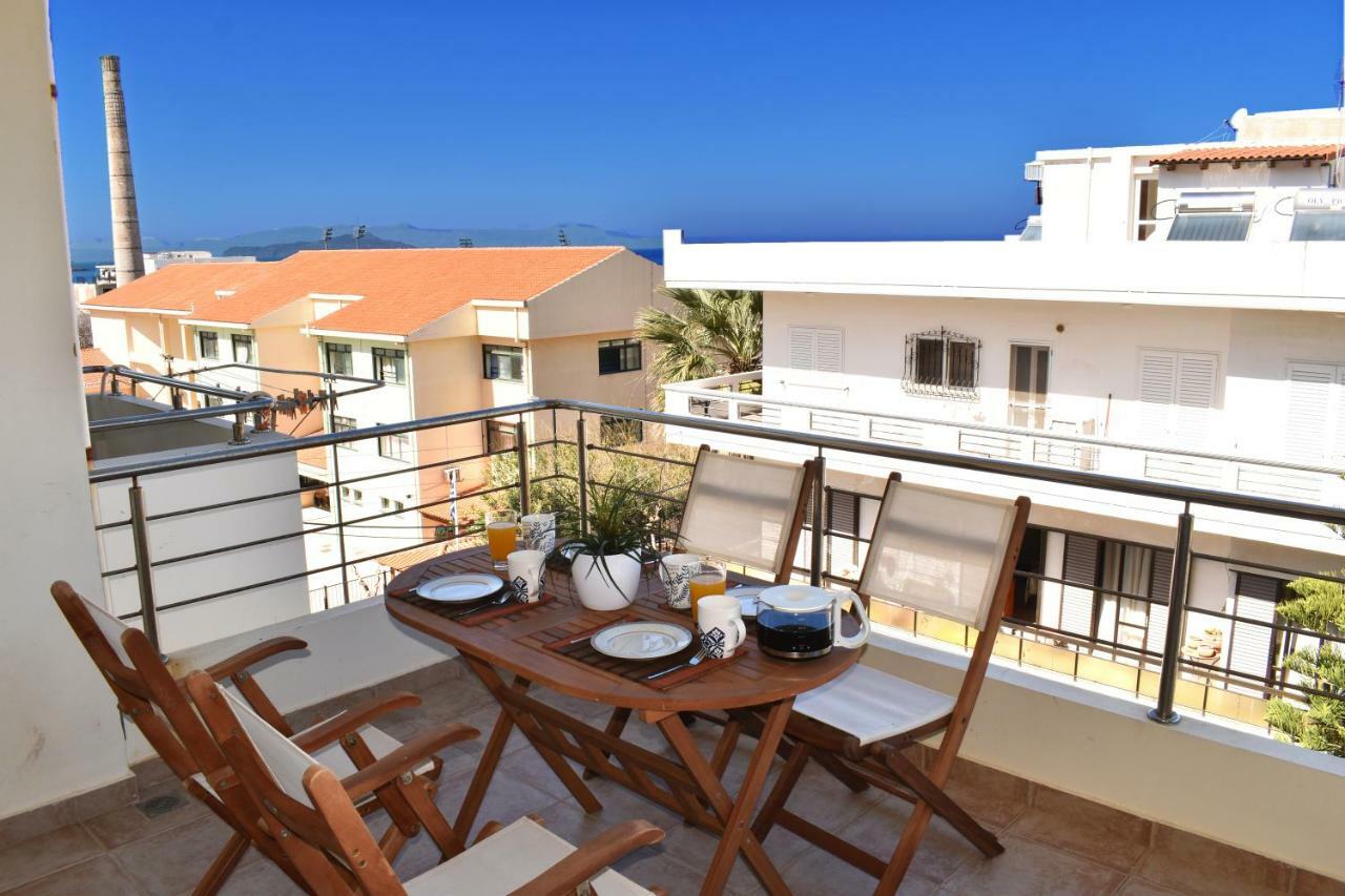 Karma Apartment - Next To Sandy Beach Chrissi Akti Chania Exterior foto